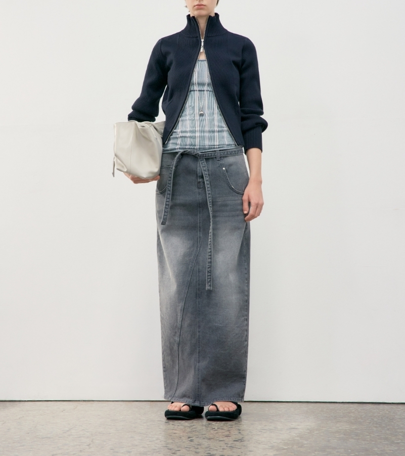 【LOW CLASSIC】関税/送料込み BELTED HIGH WAIST DENIM SKIRT LOW CLASSIC] BELTED HIGH WAIST DENIM SKIRT ☆大人気☆