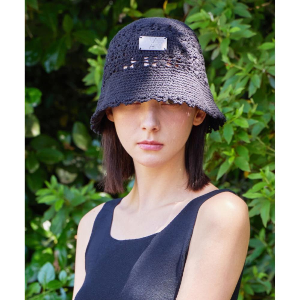 ★VARZAR★ VA Plate Crochet Bucket Hat Black