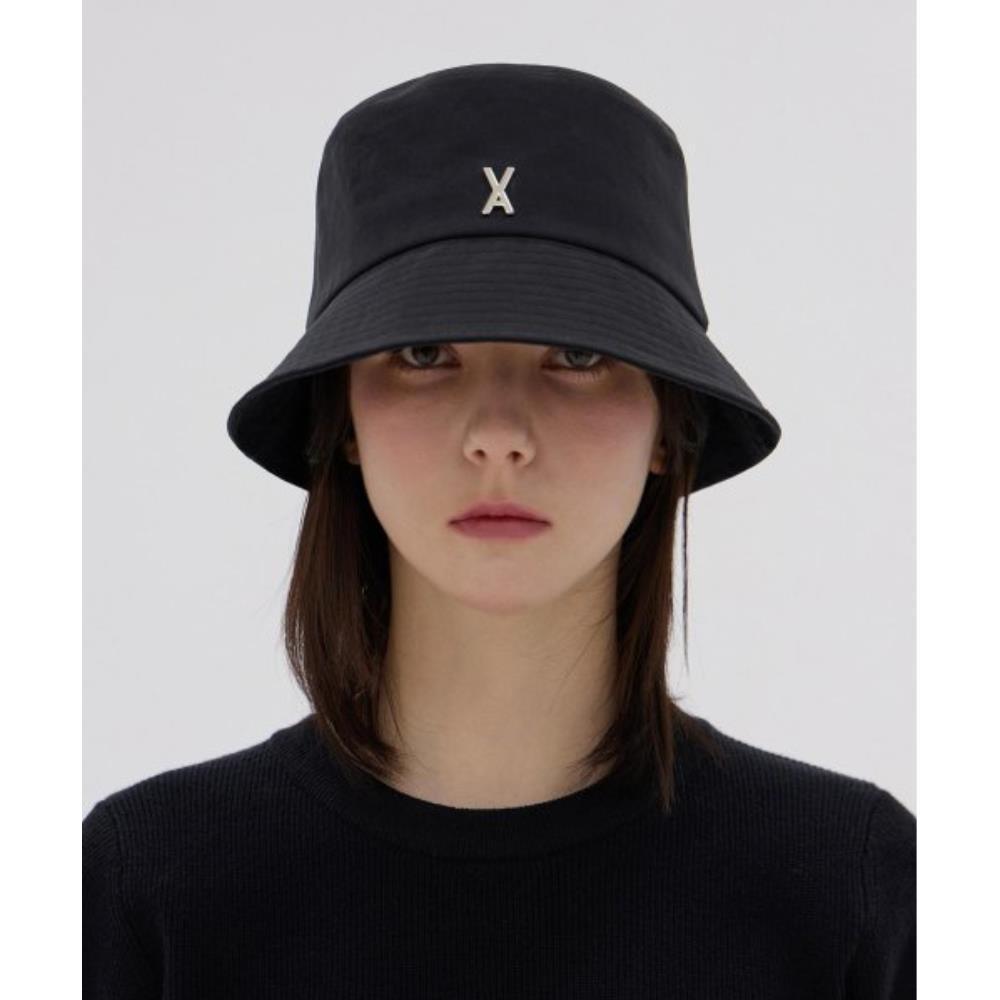 ★VARZAR★ VA stud basic bucket hat black