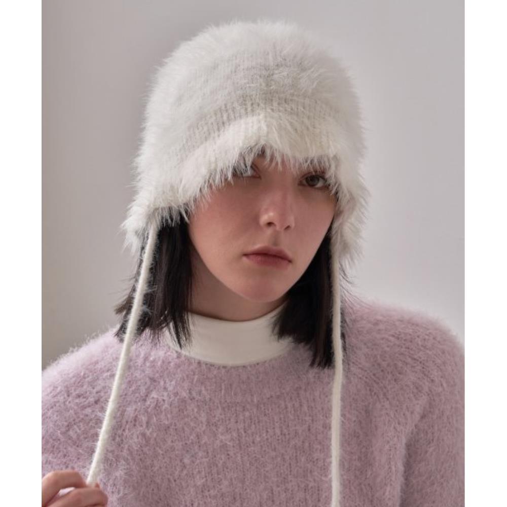 ★VARZAR★ Bazal Hairy Cloche Hat White
