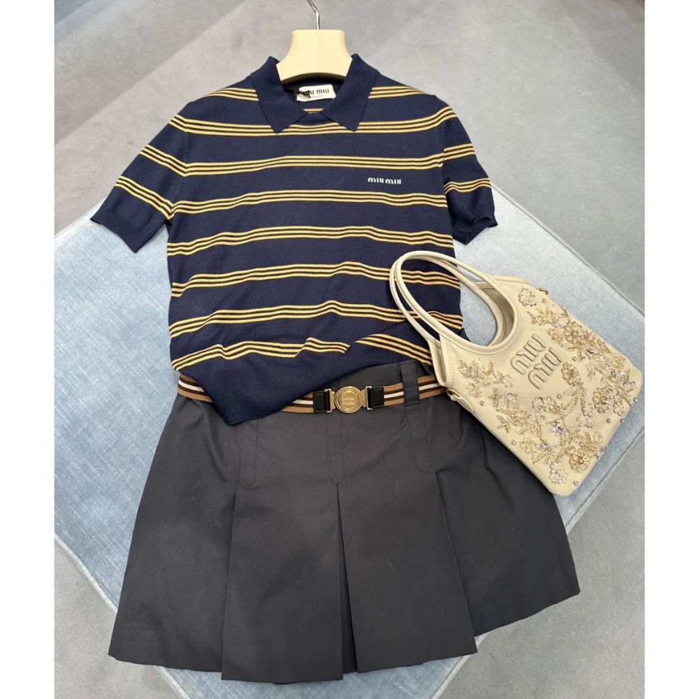 大人かわいい》【MiuMiu】パナマコットン ミニスカート