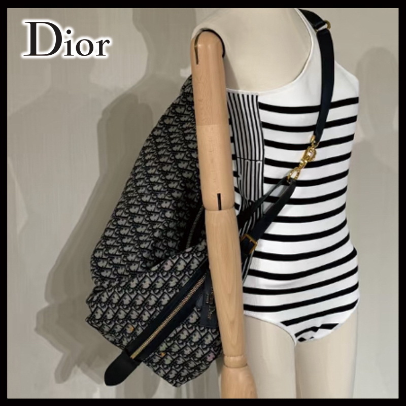 国内発送【モダンで個性的】Dior D-Journey バッグ ラージ