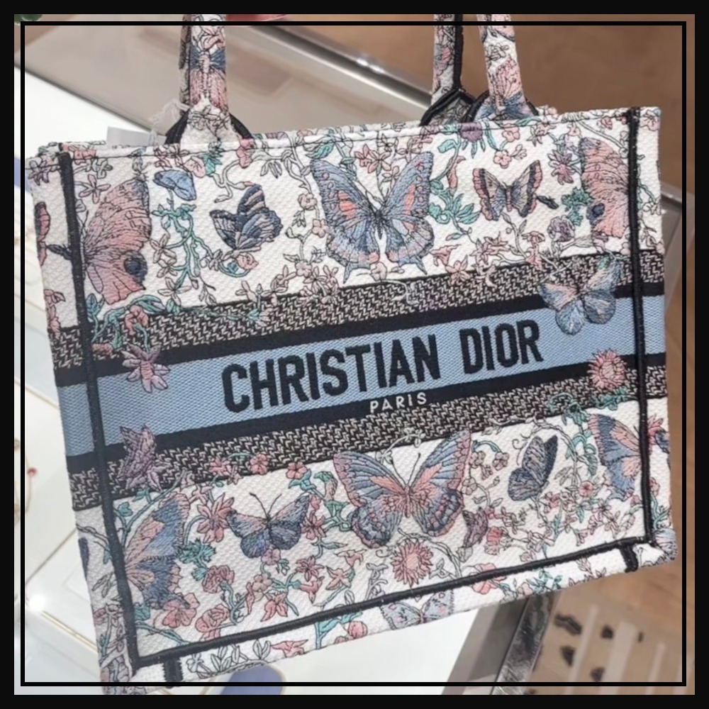 【カラフルで繊細な蝶が素敵♡】DIOR BOOK TOTE スモール