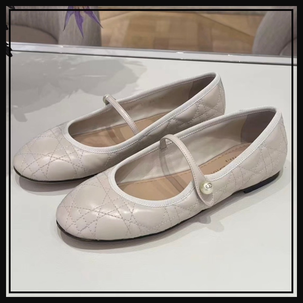 【1粒パールが可愛いアクセント♡】DIOR バレリーナ