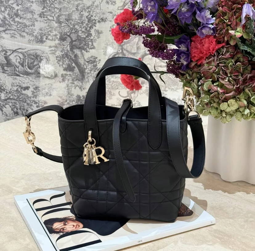 ◇上品に♪◇Dior Toujours バーティカル トートバッグ スモール