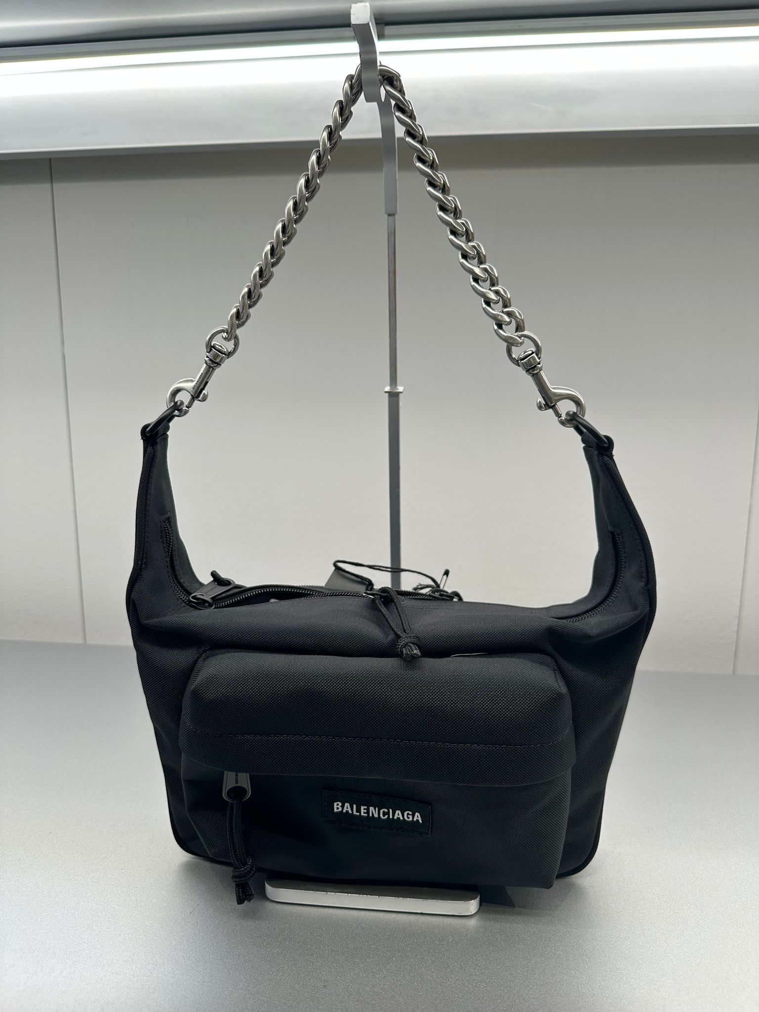 アウトレット直営店【BALENCIAGA】RAVER BAG M ユニセックス