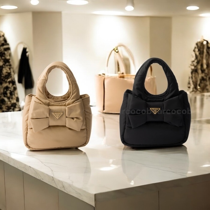 ☆PRADA☆プラダ リボン付きパッド入りRe-Nylonミニバッグ