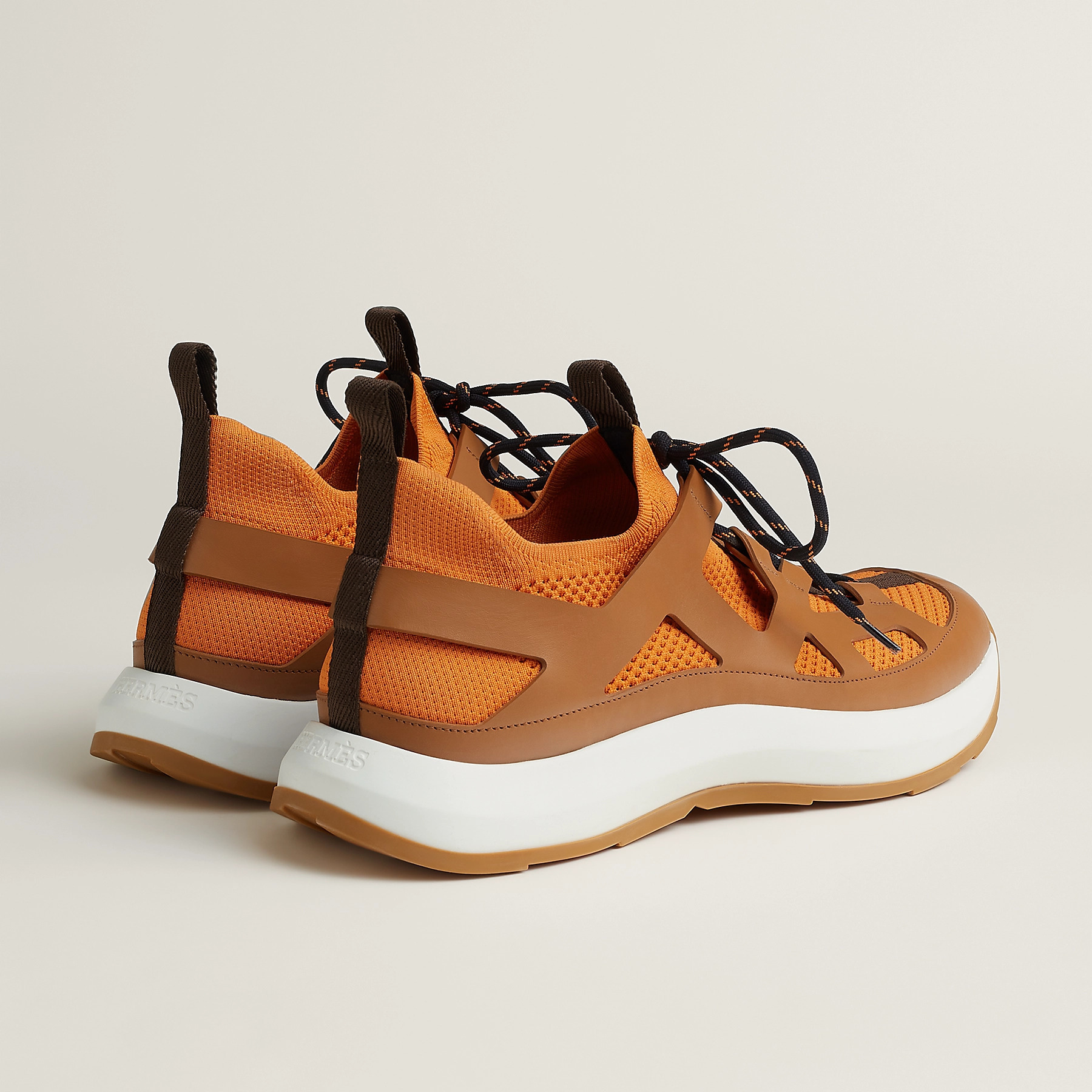 【軽量で履きやすい♪】HERMES スニーカー カタナ スニーカー 《カタナ》 | Hermès - エルメス-公式サイト