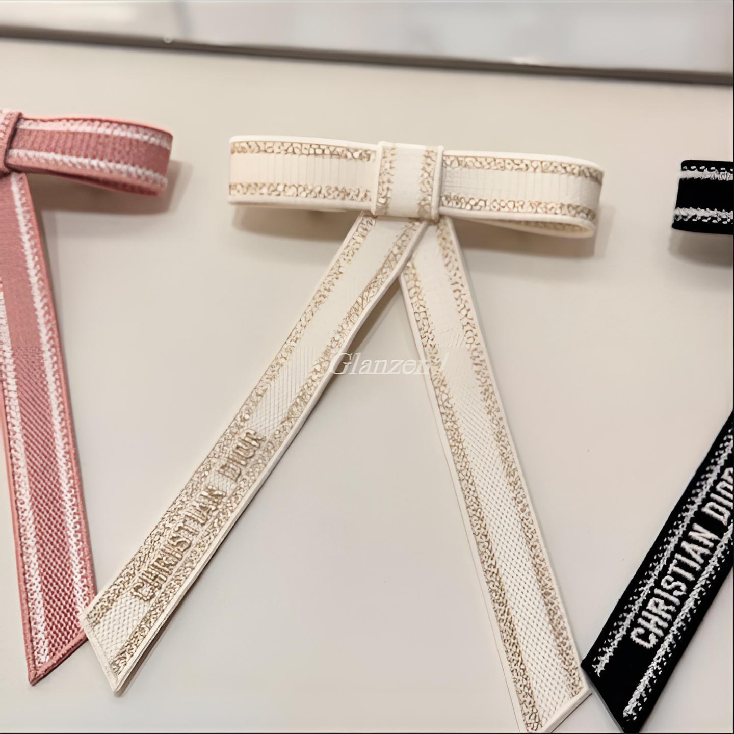 リボンが可愛い♡【Dior】Dior Astral リボンバレッタ