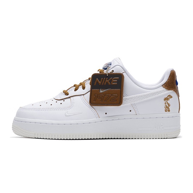 海外限定 ★NIKE★ WMNS AIR FORCE 1 07 LX \"1972\" WHITE