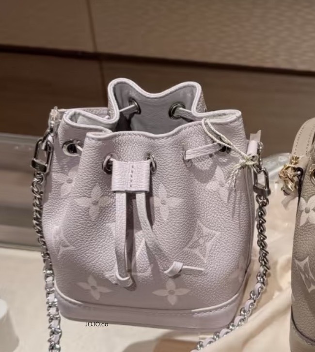 《可愛いサイズ感♪》Louis Vuitton バッグ ナノノエ