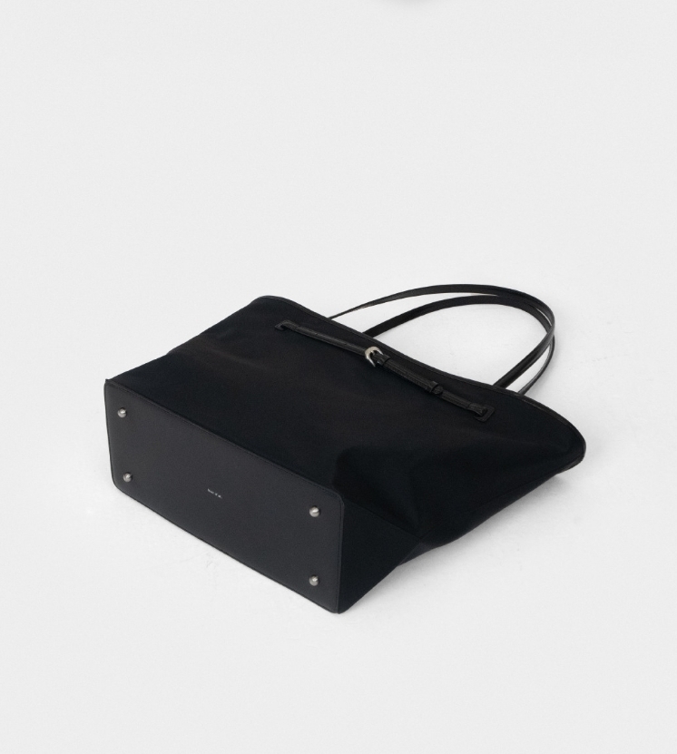 ショルダーバッグ・ポシェット [OVRL] Large Arco nylon bag OVRL】LARGE ARCO (ショルダーバッグ・ポシェット) 115529734