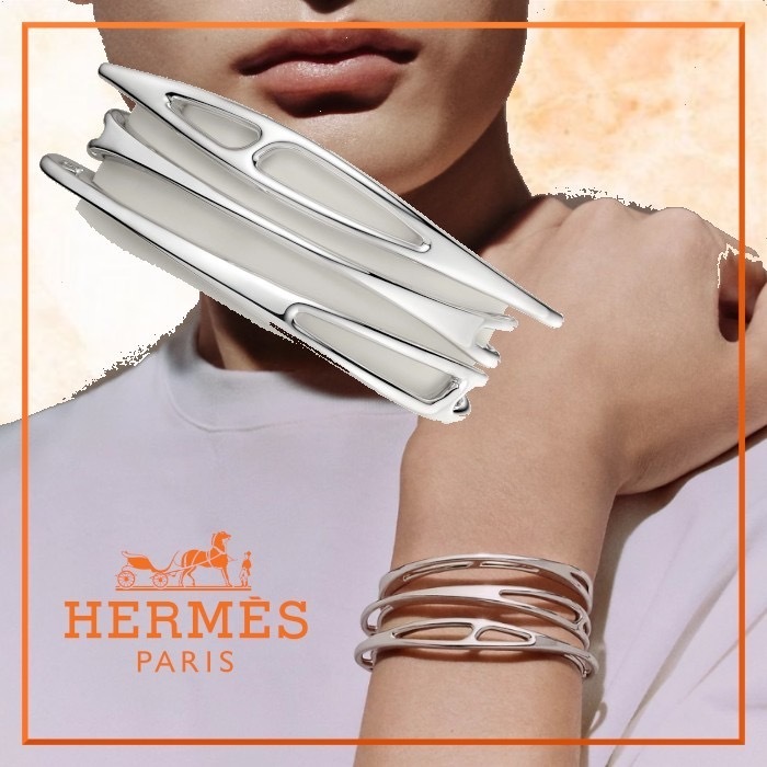 華奢なリンクが魅力的HermesChaine d'ancreパンクブレスレット HERMES