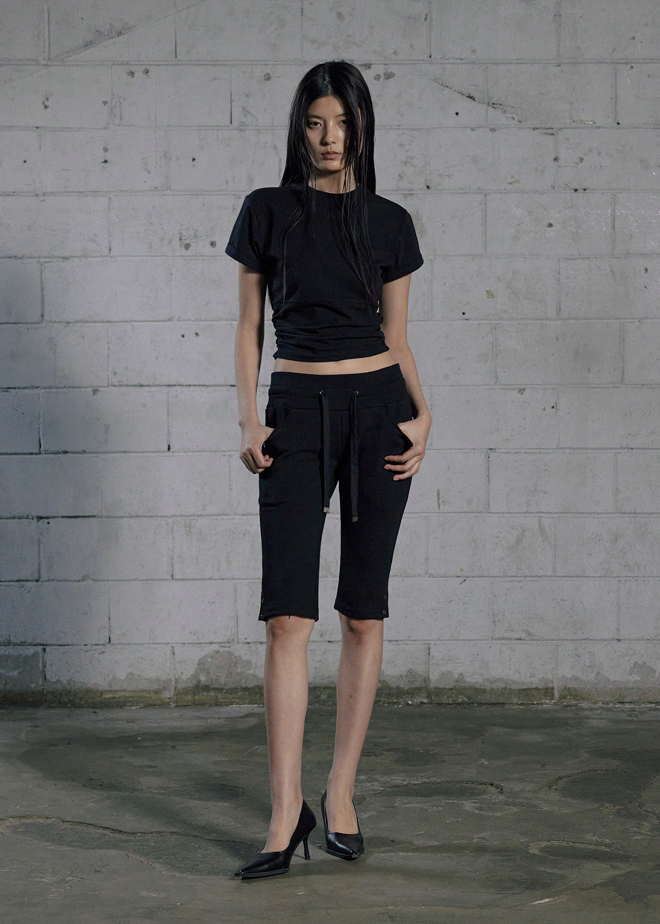 《bohemian seoul》 BACK HOOKED SHIRRING T