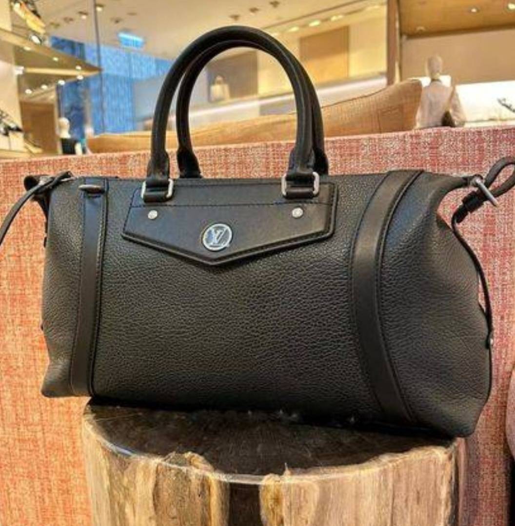 【25SS クールに /2色】Louis Vuitton ハンドバッグ LV BIKER MM 25SS クールに /2色】Louis Vuitton ハンドバッグ LV BIKER MM