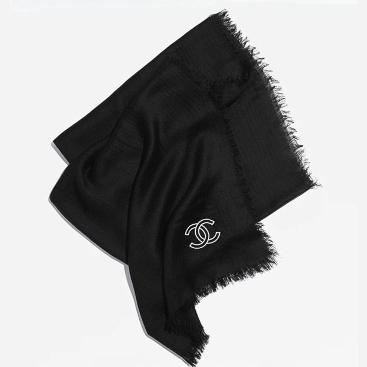 極上の肌触り【CHANEL】25P CCロゴ カシミヤ ストール
