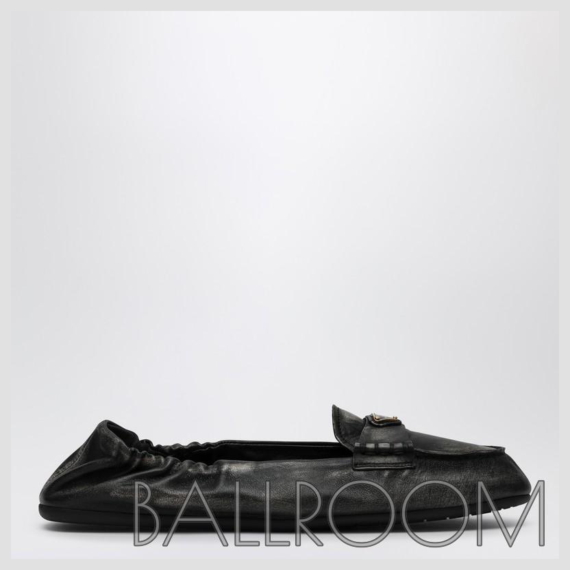 パンプス PRADA BLACK MOCCASIN IN VINTAGE-EFFECT NAPPA LEATHER