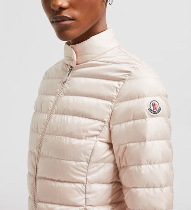 MONCLER ショートダウンジャケット テーラードシェイプ Igelle