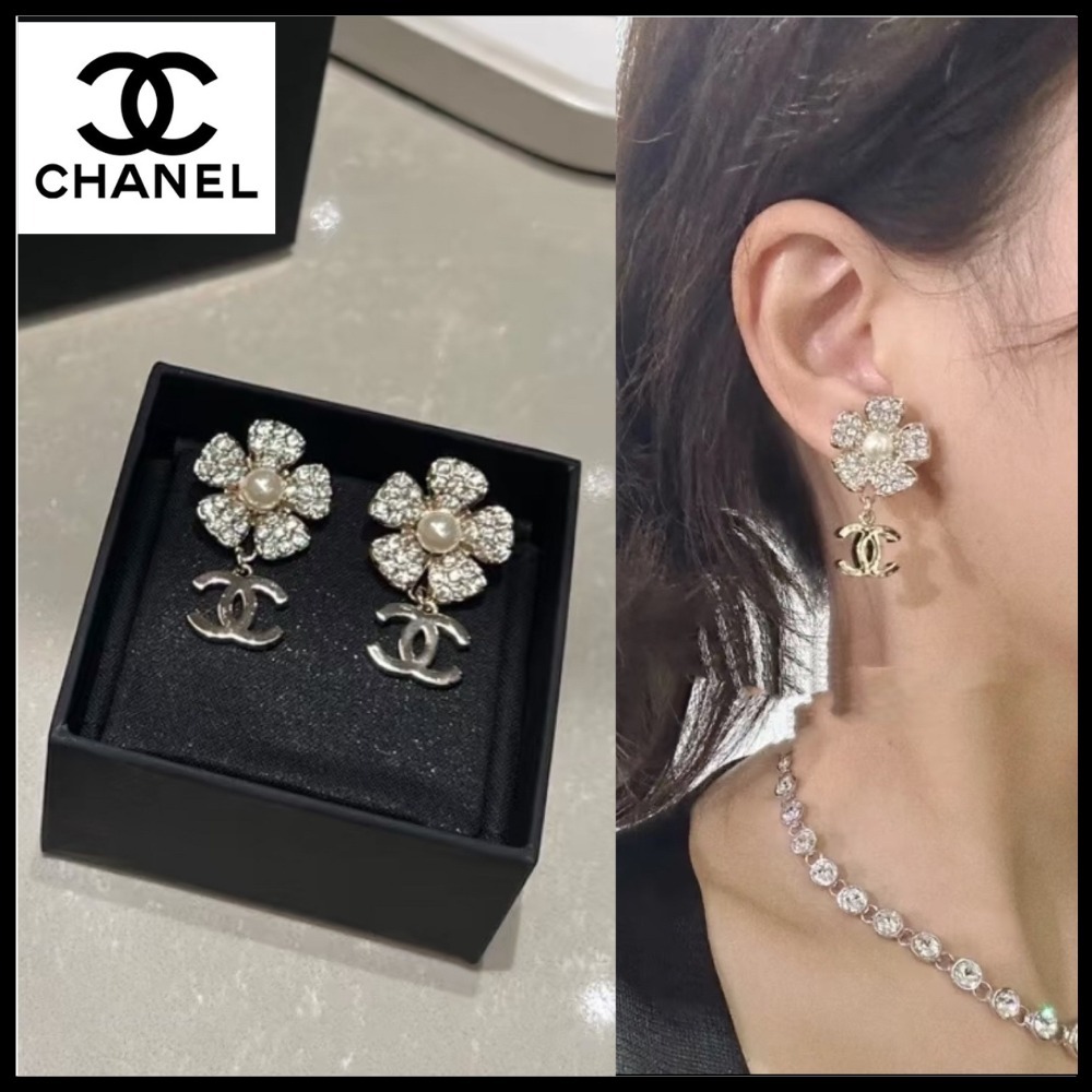 パールと花が可愛い☆【CHANEL】ストラスコスチューム ピアス