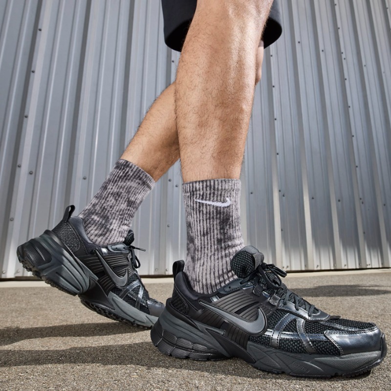 スニーカー Nike V2K Run 5MM379 Nike V2K Run 5MM379 (Nike/スニーカー) 115558904【BUYMA】