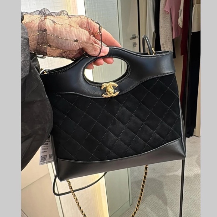 《どんなコーデにも合う★》CHANEL ハンドバック
