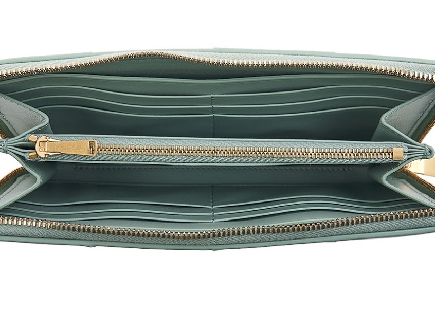 ☆送料関税込☆BOTTEGA VENETA 小銭入れ付き 長財布☆超人気☆ bot-022.jpg