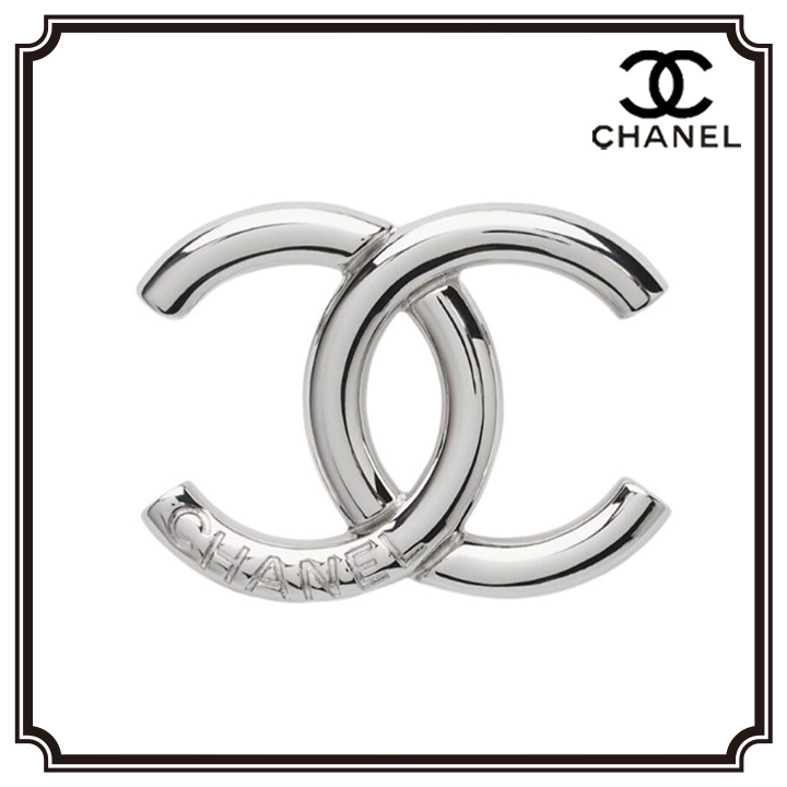 【メタル感が新鮮♡】CHANEL ブローチ
