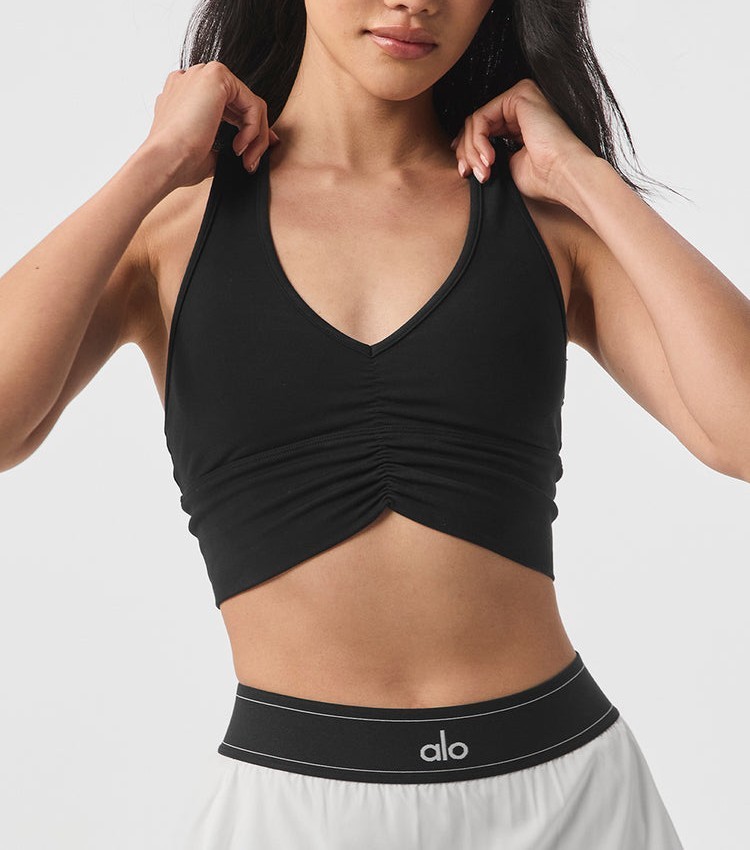【ALO Yoga】動きやすさ抜群のスタイリッシュブラ 関税込み ALO Yoga】動きやすさ抜群のスタイリッシュブラ 関税込み