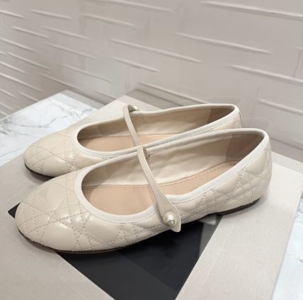 Dior(ディオール) バレエシューズ(レディース) - 海外通販のBUYMA
