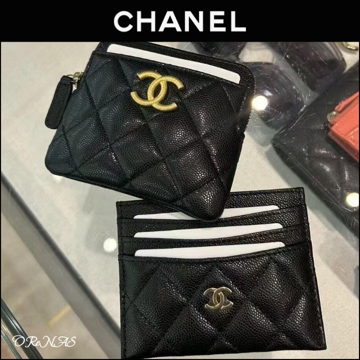 【コンパクトで機能性◎】CHANEL ジップコインケース