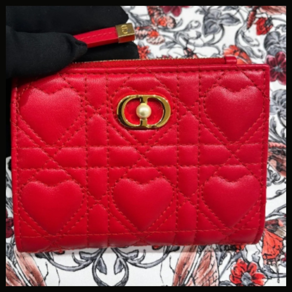 【エレガントでキュート♡】Dior 二つ折り財布