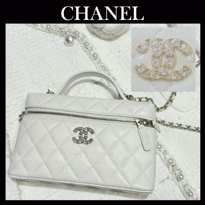 ハートロゴ☆25P【CHANEL】 チェーンクラッチ バニティケース