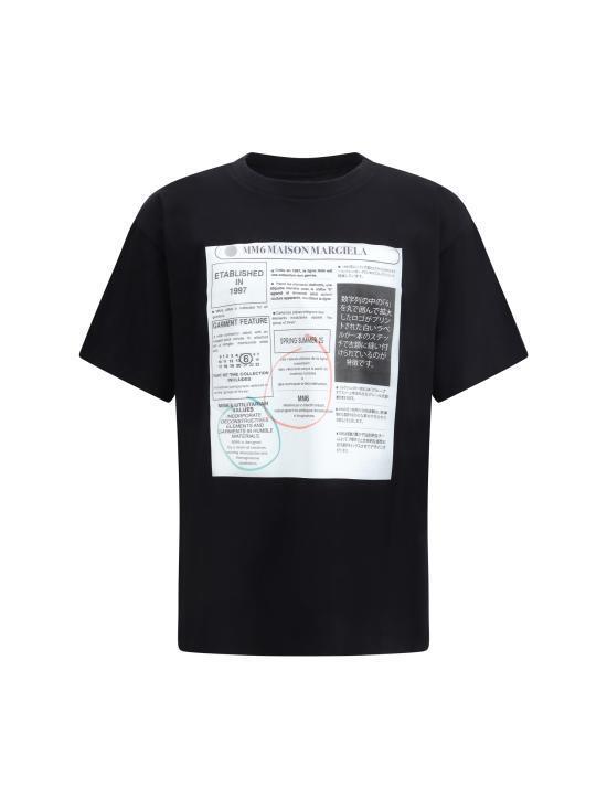 《MM6》 ロゴ ニュースペーパー プリント Tシャツ