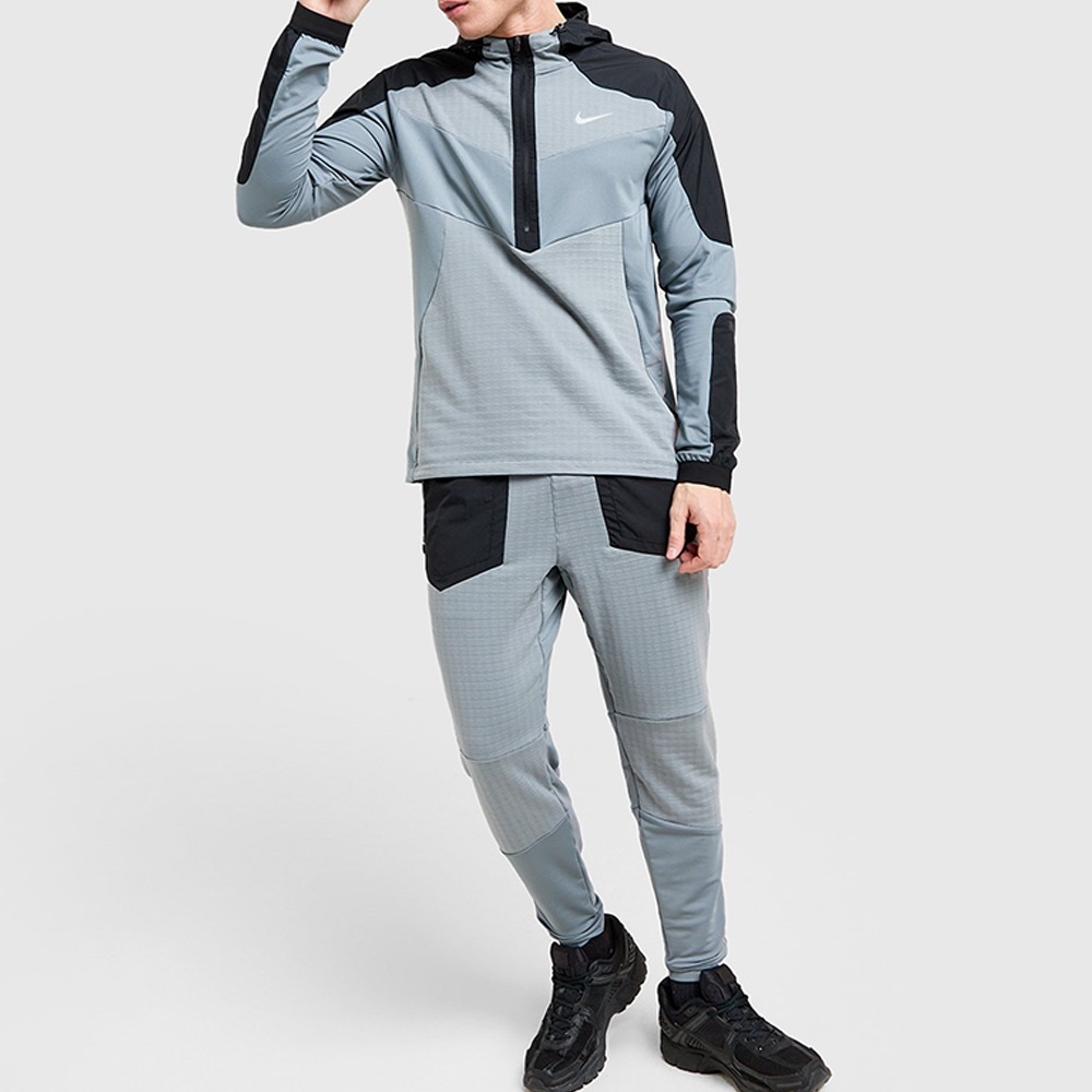 NIKE Performance 1/4ジップ パーカー 送関込 日本未入荷☆関税込【NIKE】パフォーマンス 1/4 ジップ フーディ