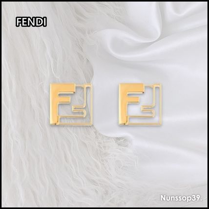 FENDI(フェンディ) ピアス(レディース) - 海外通販のBUYMA