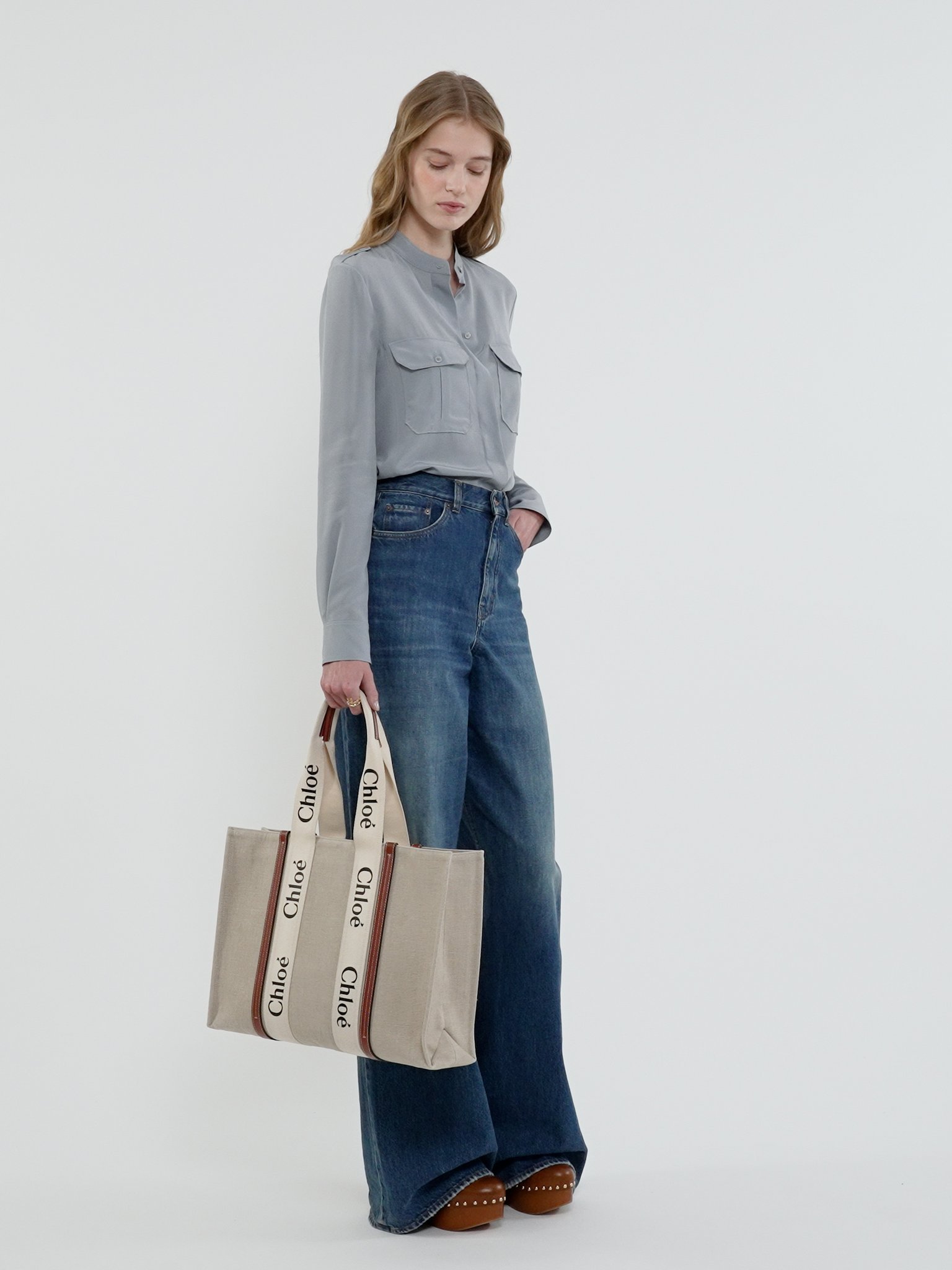 Chloé リネン製Woodyラージトートバッグ の白色