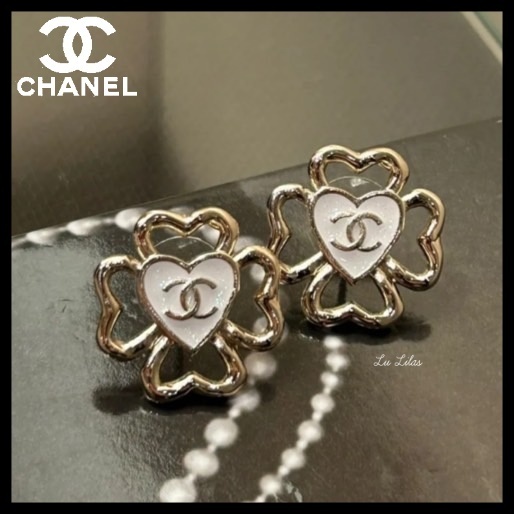 【四葉のクローバーモチーフ☆】CHANEL ピアス