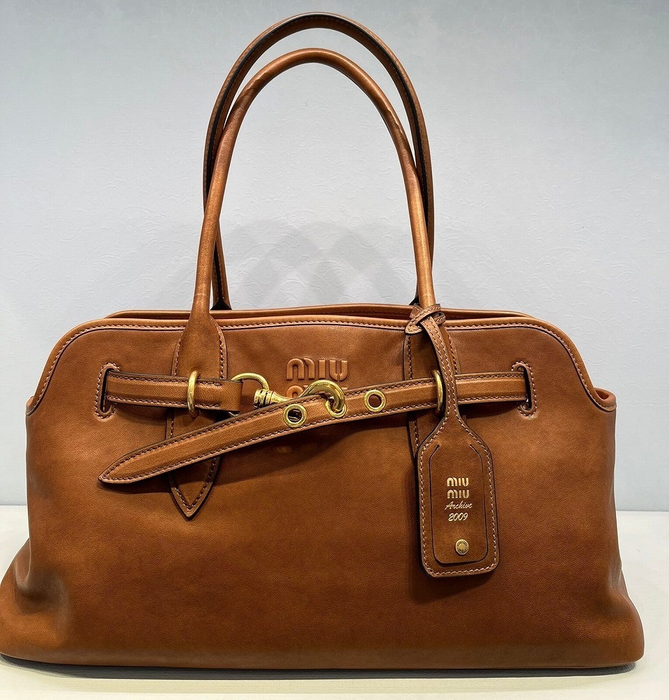 ハンドバッグ MIU MIU 5BG310_2BBL_F0NBL AVENTURE NAPPALEATHER BAG