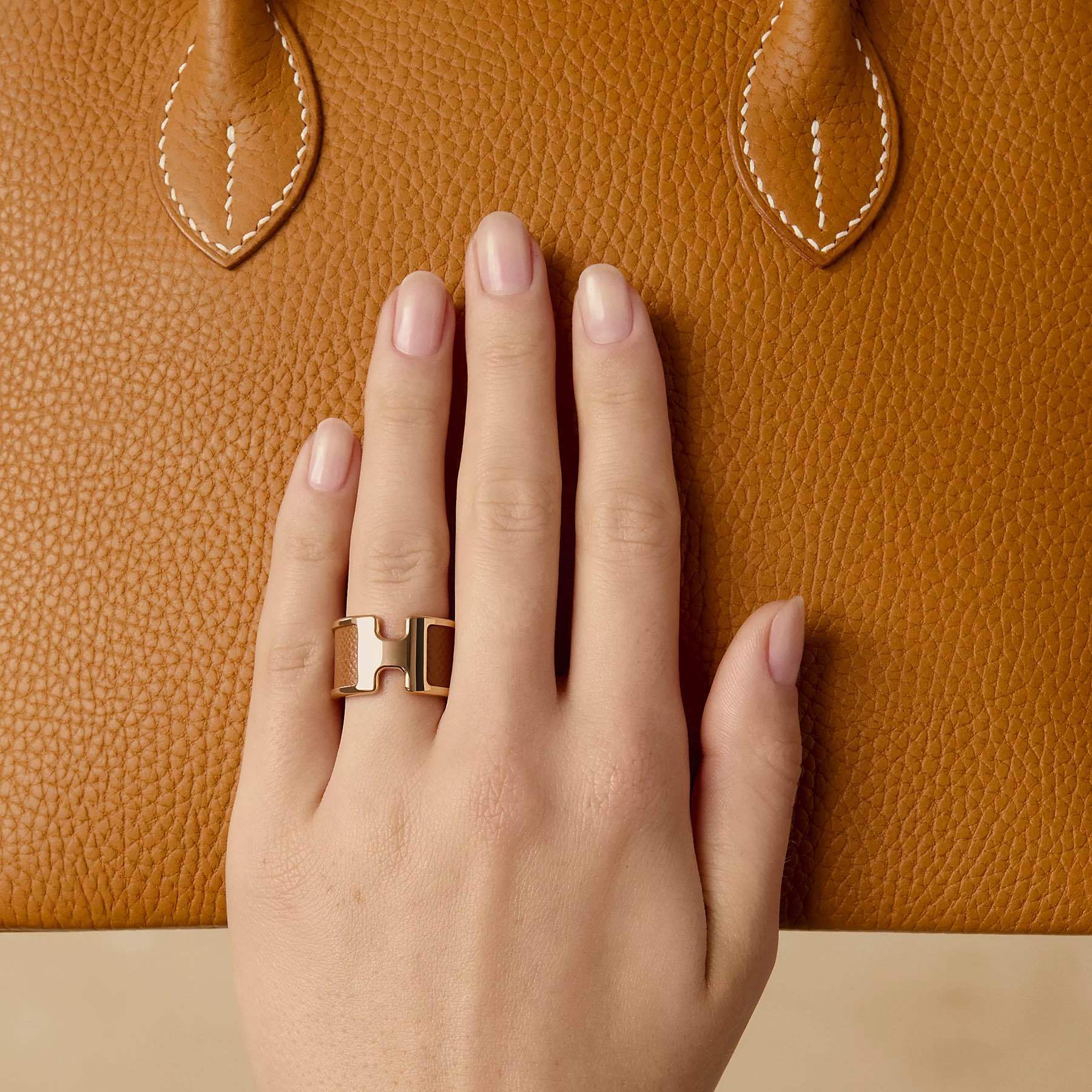 \"大人気!!\"【HERMES】リング OLYMPE GM イエローゴールド