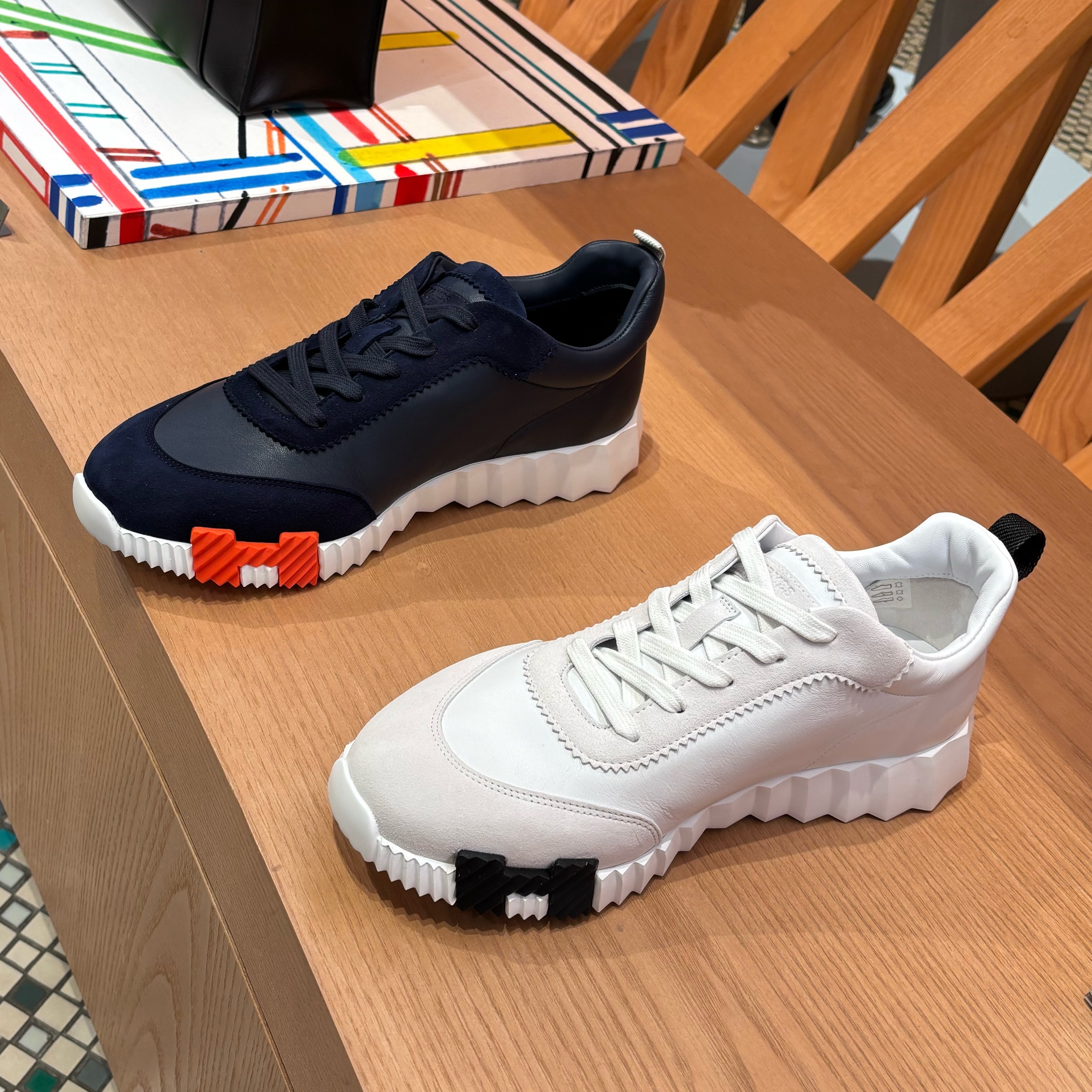 Hermes 人気 Bouncingスニーカー