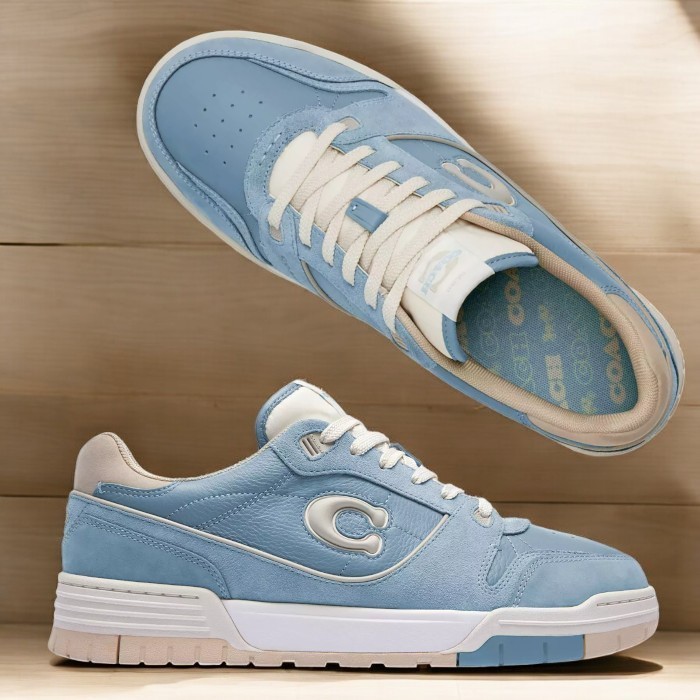 ★オシャレ★【Coach】ソーホー スニーカー Cロゴ CAQ15-PUB