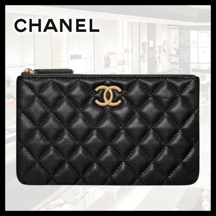 CHANEL(シャネル) ポーチ(レディース) - 海外通販のBUYMA