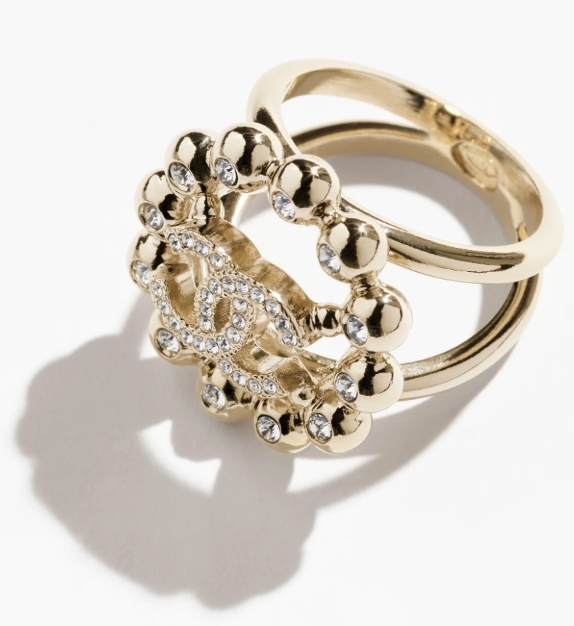 《指先をゴージャスに♪》CHANEL リング 指輪 CCロゴ