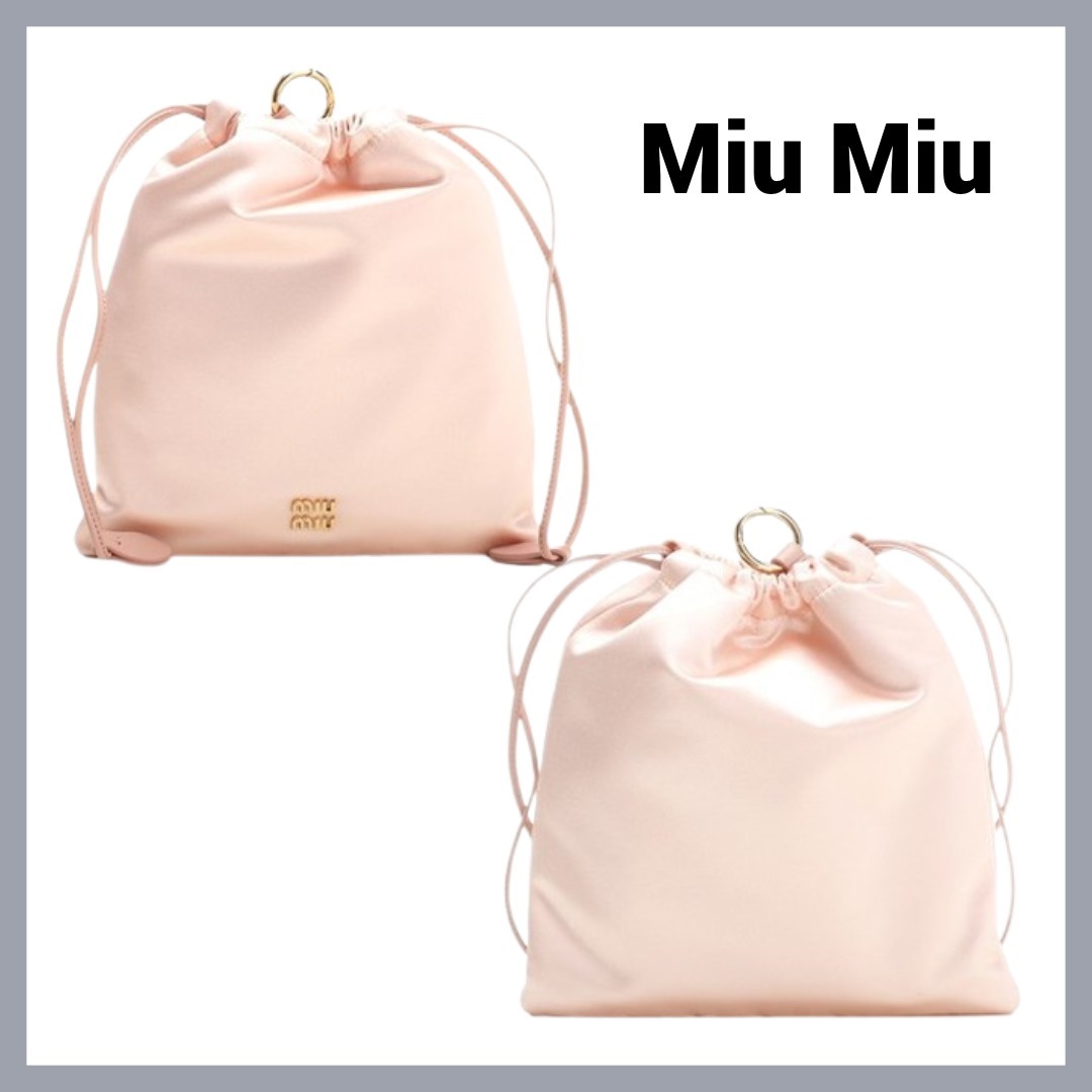 【Miu Miu】サテンとシルク ポーチ（ピンク）