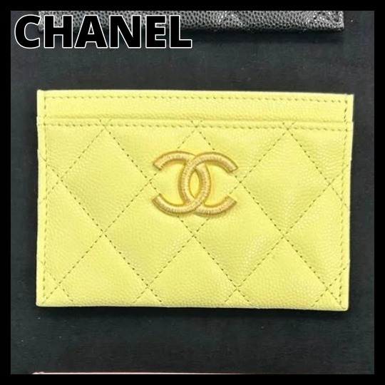《人気商品♪》CHANEL カードケース CCロゴ