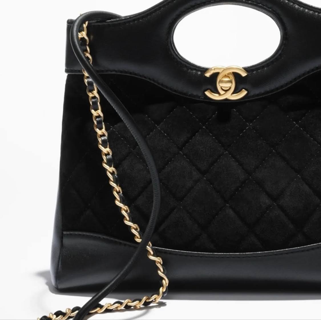 `上質な輝き`【CHANEL】シャネル31 ショッピングバッグ 24SS CHANEL シャネル31 ナノショッピングバッグ (CHANEL