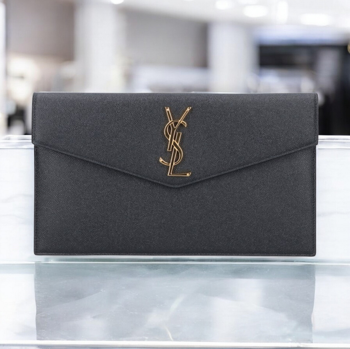 Saint Laurent アップタウン ポーチ