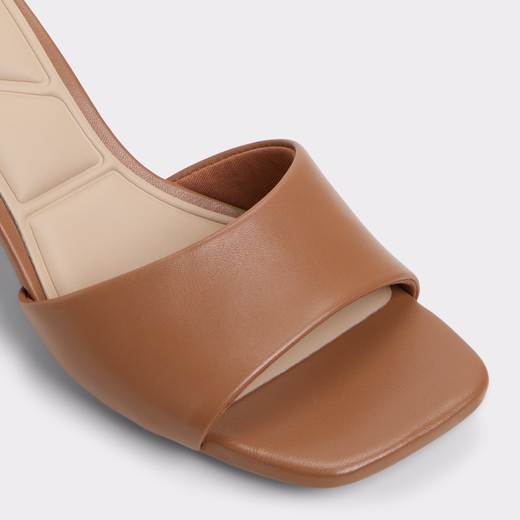 【ALDO】本革スエード☆Tisha☆ブロックヒール ミュールサンダル ALDO】本革スエード☆Tisha☆ブロックヒール ミュールサンダル
