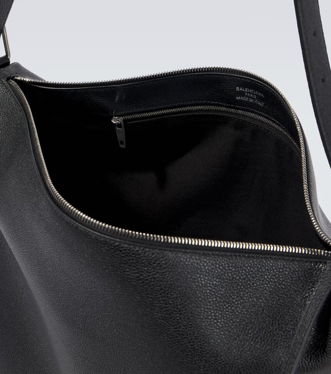 \"BALENCIAGA\" Credit Large メッセンジャーバッグ