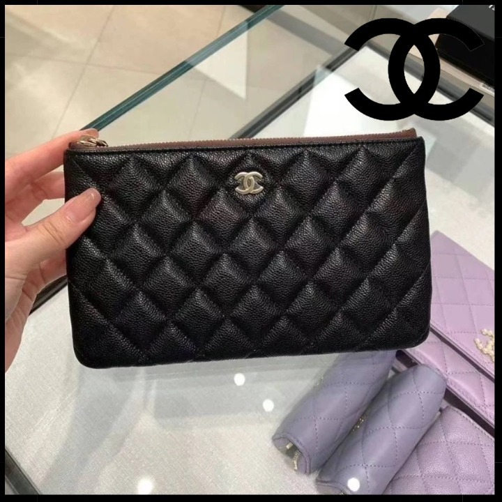 《収納力抜群★》CHANEL ポーチ